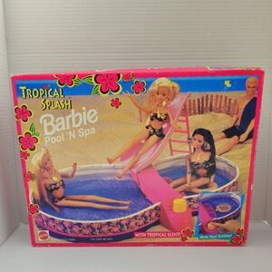 1994 Tropical Splash BARBIE Pool N Spa. Dolls not included. Makes real B…